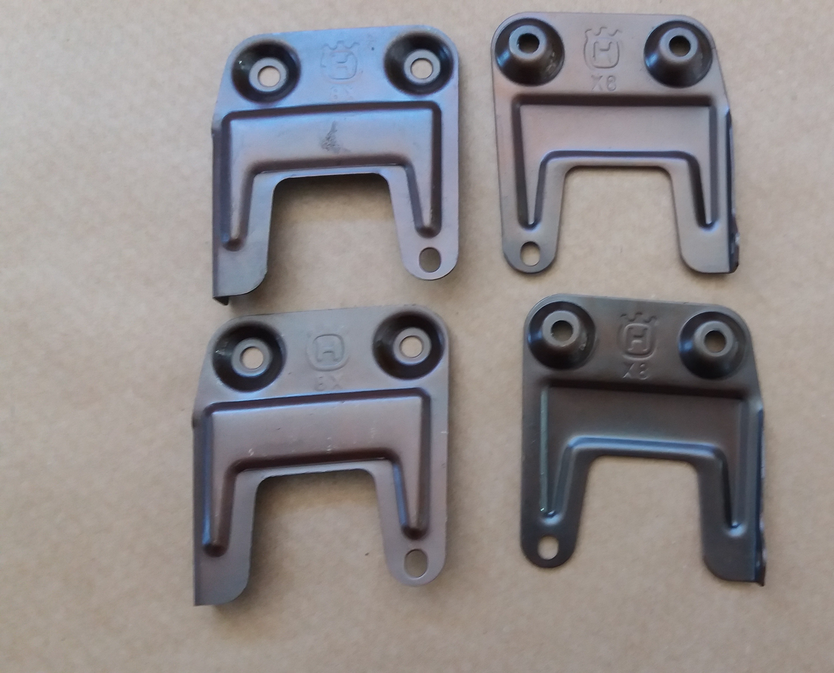 CHAPA ESCAPE 281-288