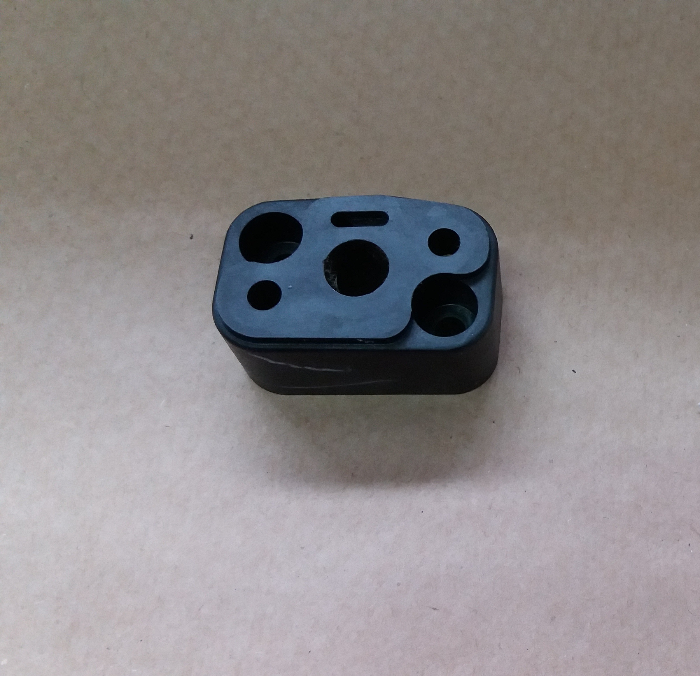 FLANGE CARBURADOR 132R-133R