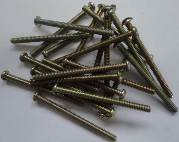 PF.Sex. M10*40 ginal931 8.8 ZNAM M-80 a M-790 Agrale